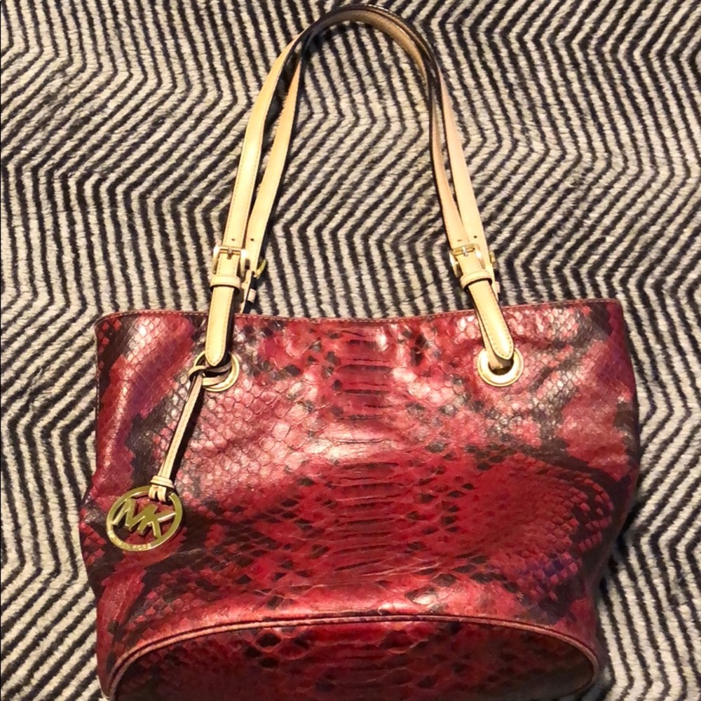 Michael Kors purse